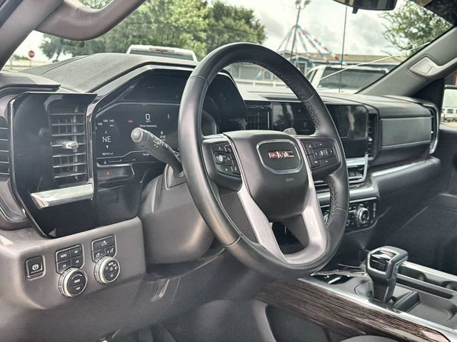 Used 2024 GMC Sierra 1500 Elevation AWD/4WD image 10