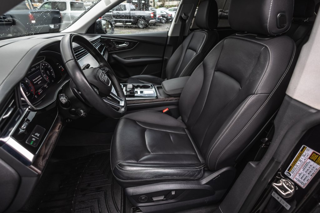 Used 2019 Audi Q8 Prestige w/ Adaptive Chassis Package image 20