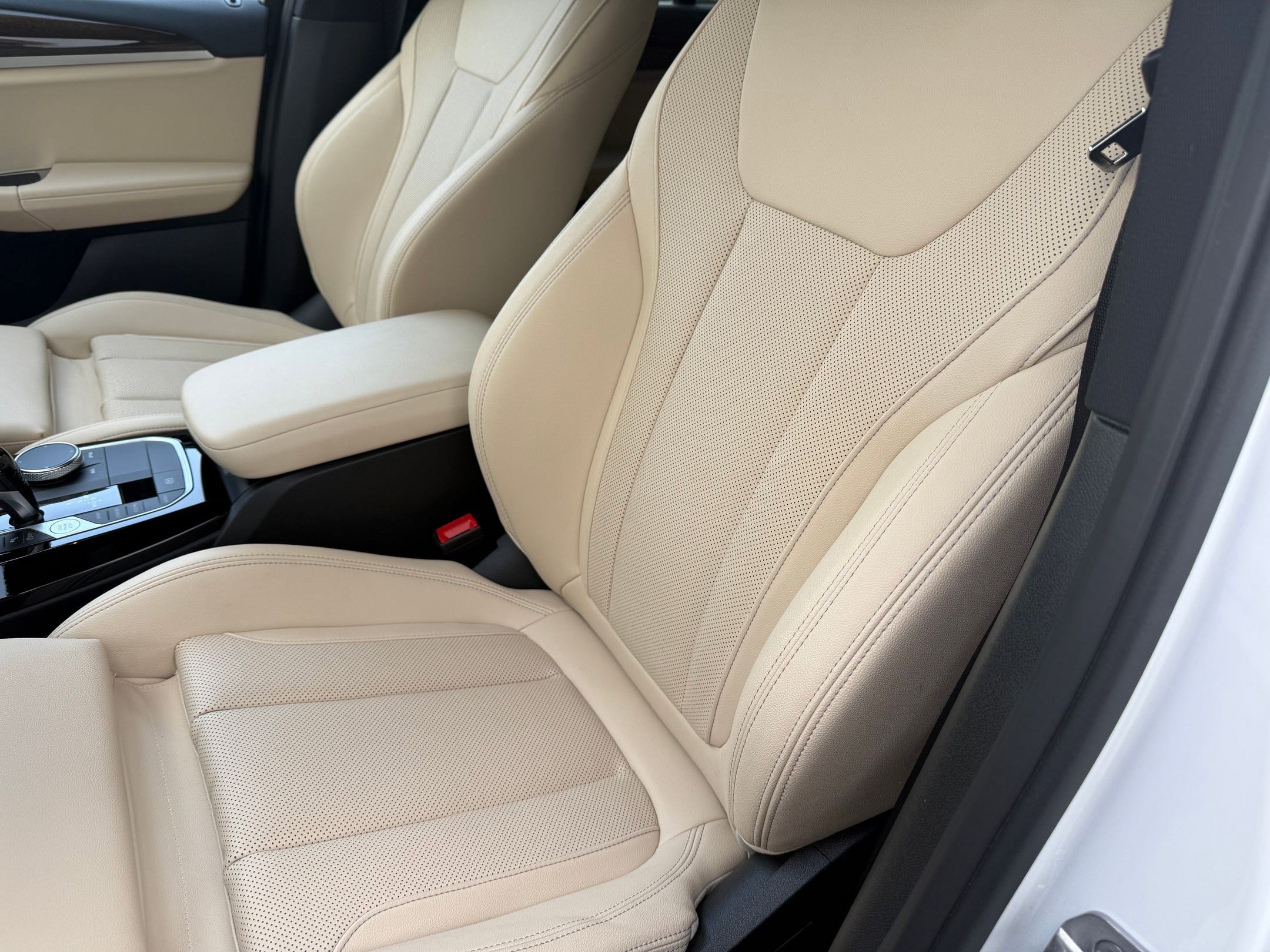 Certified 2024 BMW X3 sDrive30i w/ Premium Package w/ZPA image 23