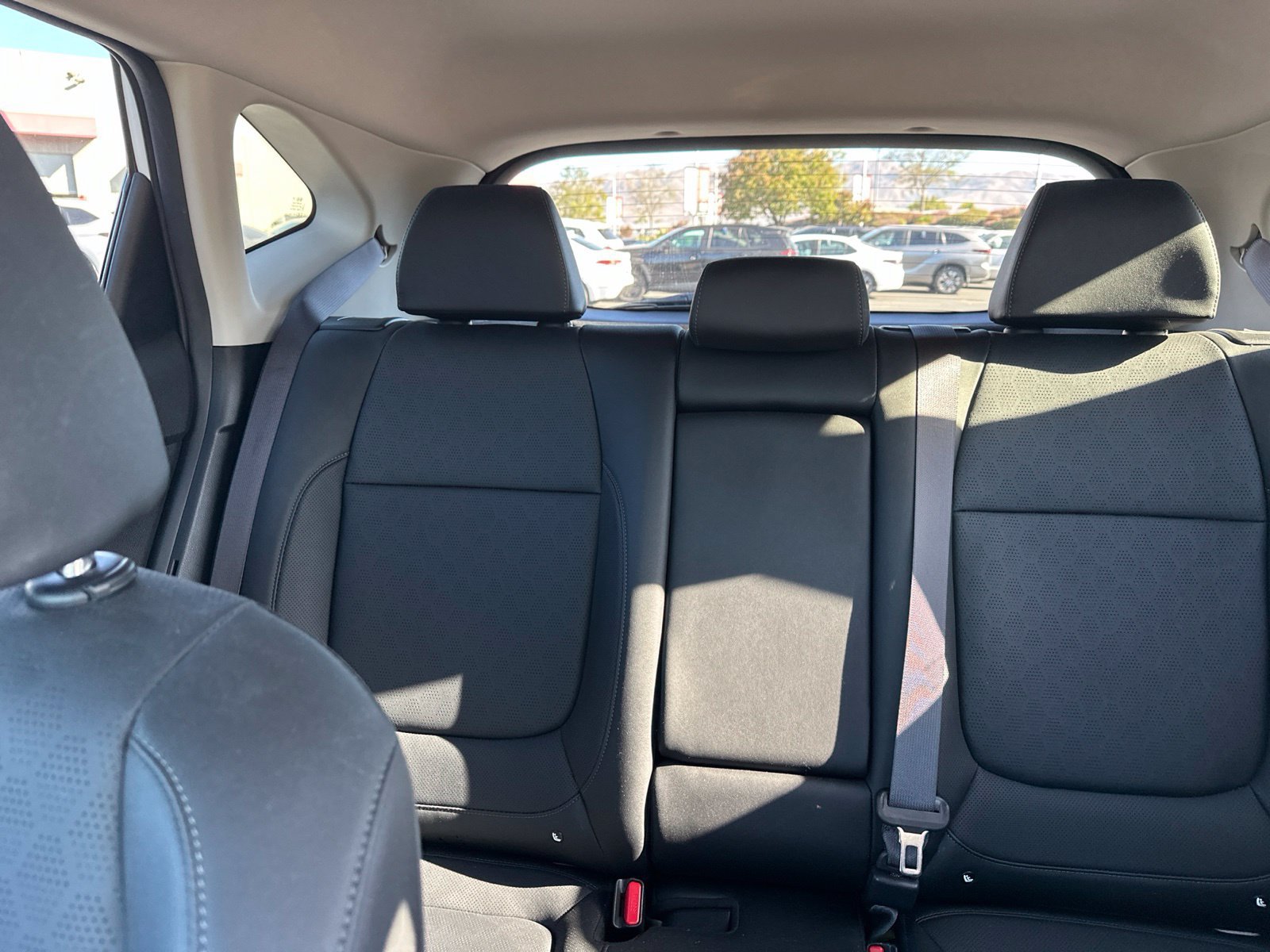 Used 2021 Kia Seltos SX w/ SX Sunroof Package AWD/4WD image 13