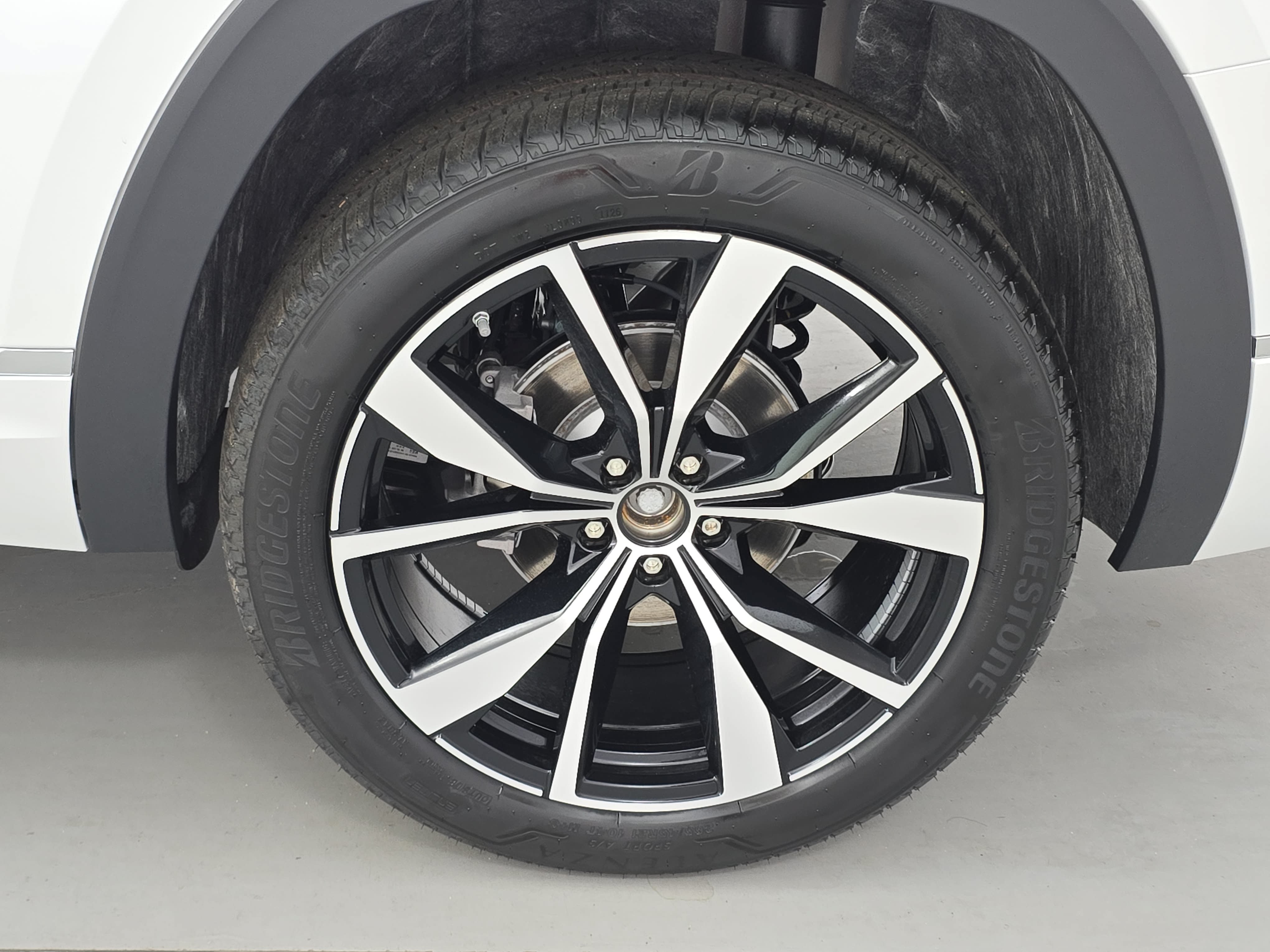New 2026 Volkswagen Atlas SEL Premium R-Line AWD/4WD image 34