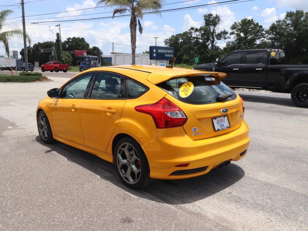 Used 2014 Ford Focus ST w/ Equipment Group 202A FWD image 8