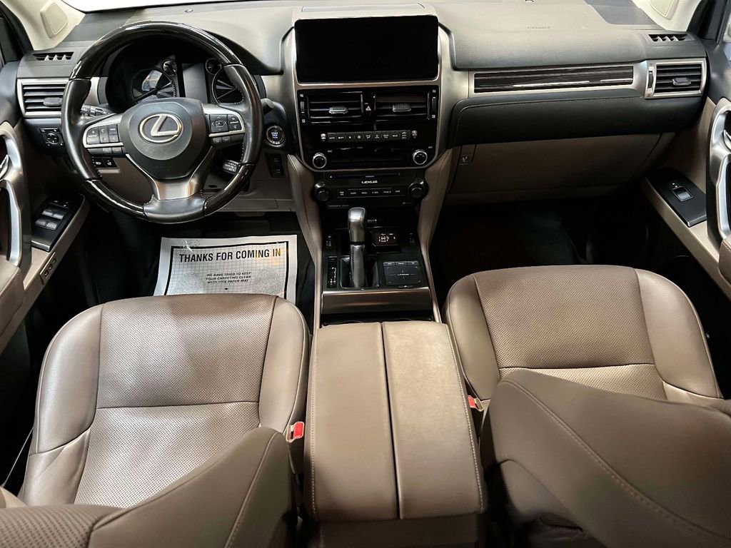 Used 2022 Lexus GX 460 Premium w/ Premium Package AWD/4WD image 13
