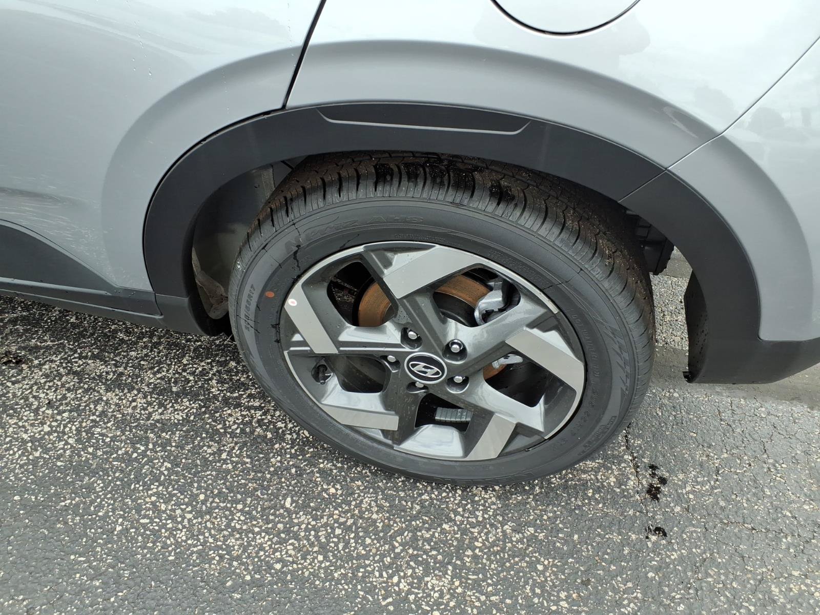 New 2026 Hyundai Venue SEL FWD image 10