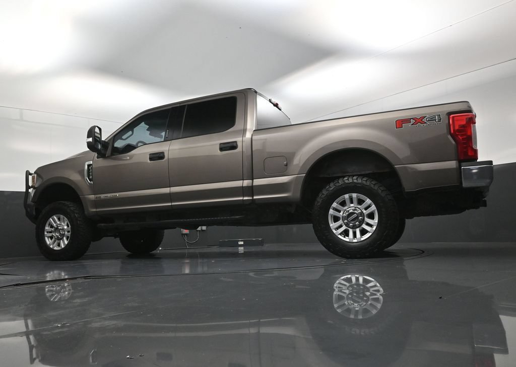 Used 2019 Ford F250 XLT w/ XLT Value Package AWD/4WD image 18
