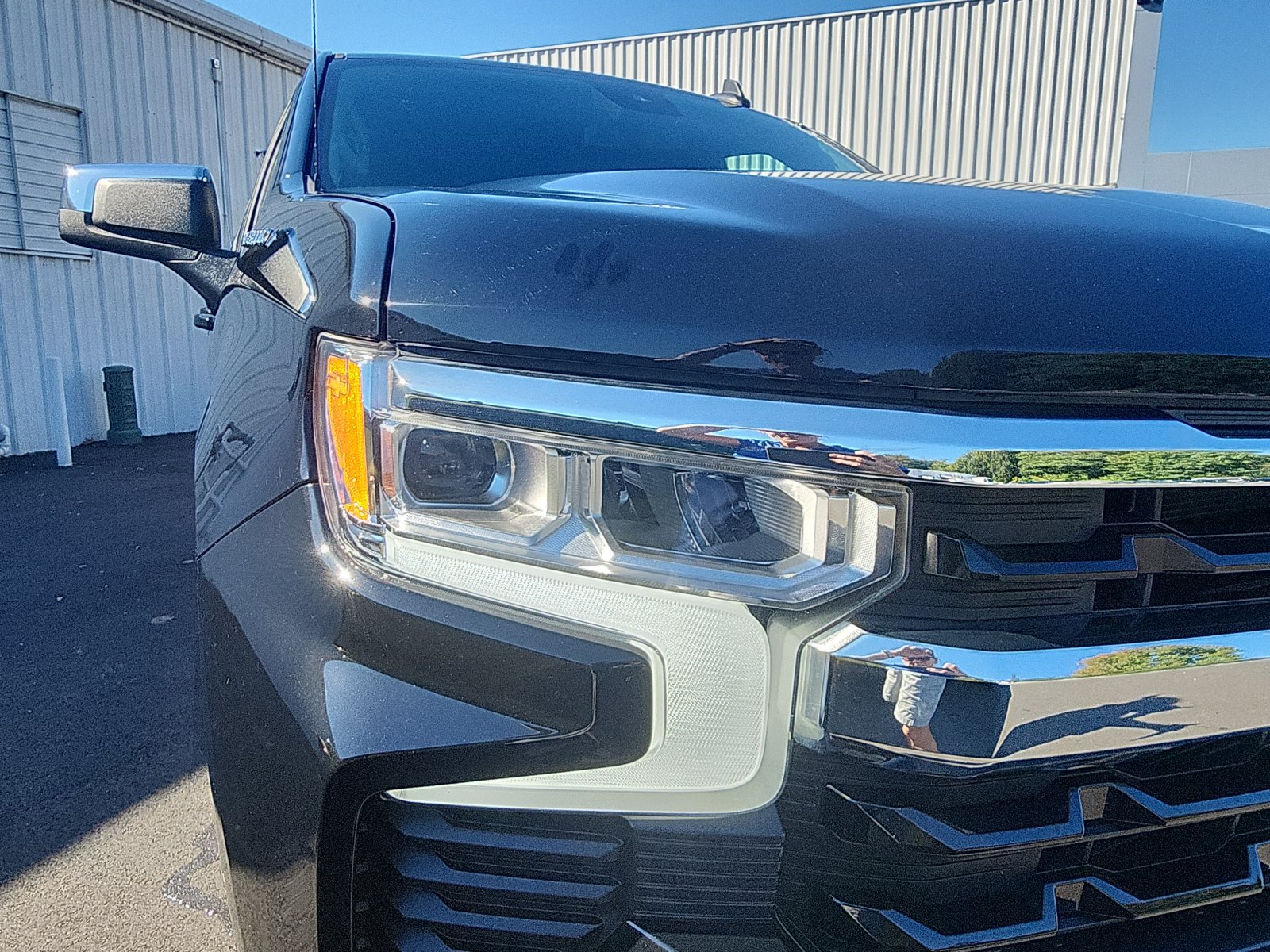Used 2023 Chevrolet Silverado 1500 LT AWD/4WD image 12