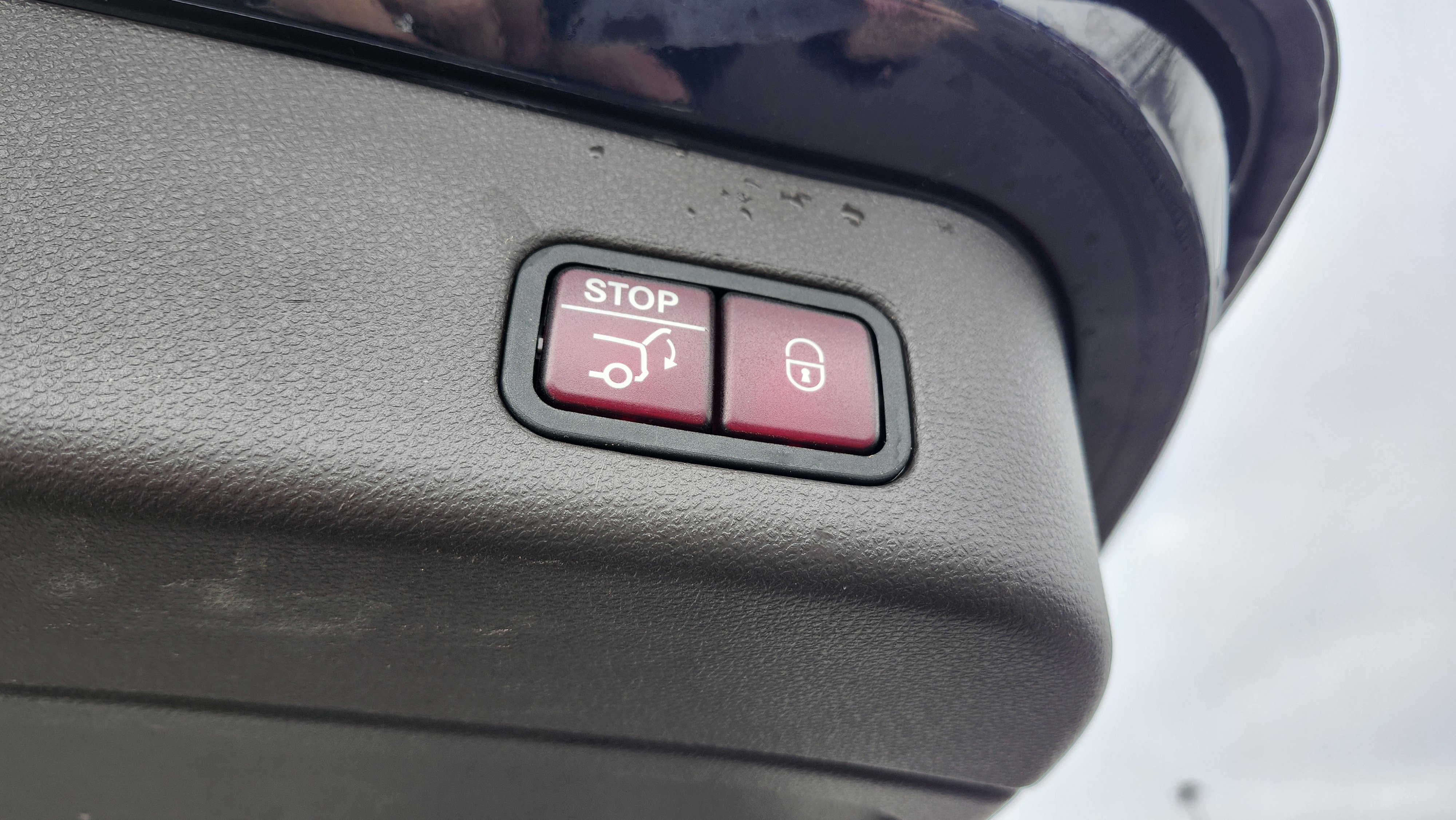 Used 2017 Mercedes-Benz GLE 350 4MATIC w/ Premium 1 Package image 28