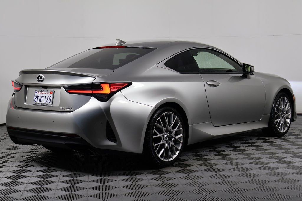 Used 2019 Lexus RC 300 w/ Premium Package RWD image 4