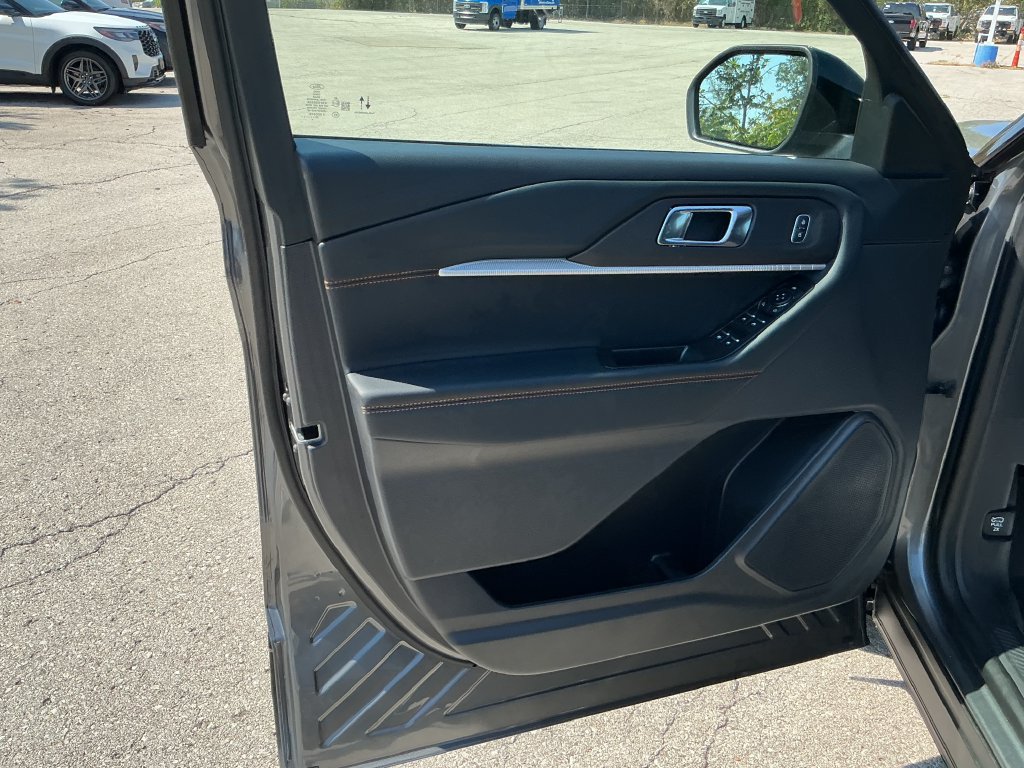 New 2026 Ford Explorer Tremor AWD/4WD image 25