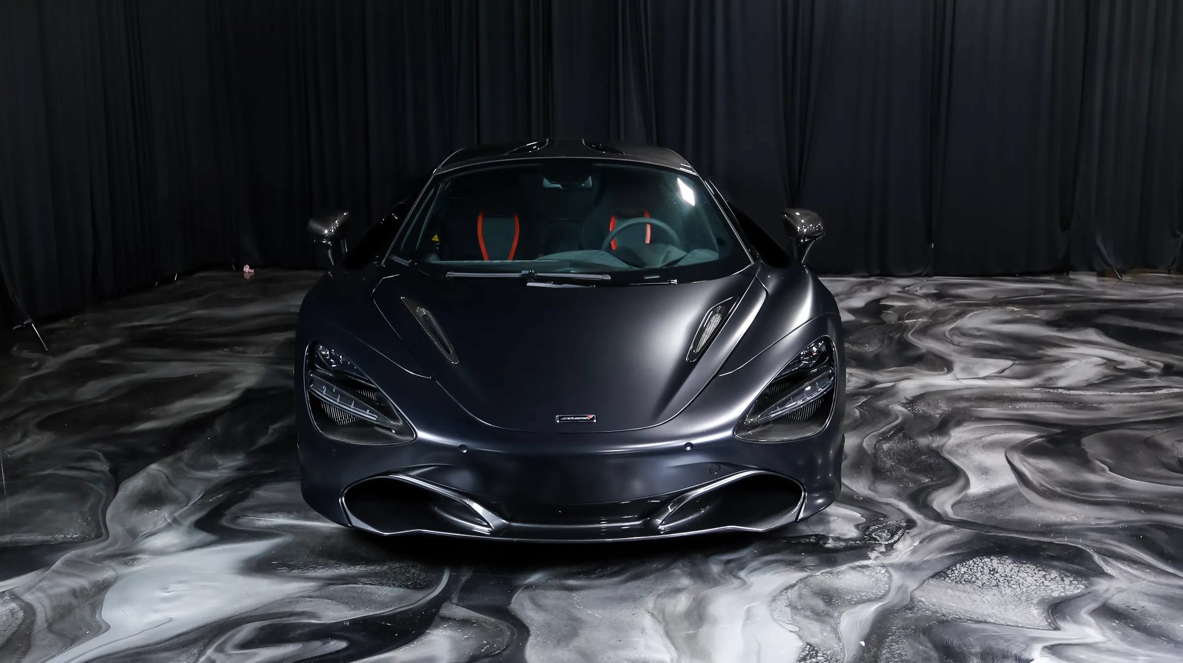 Used 2018 McLaren 720S RWD image 10