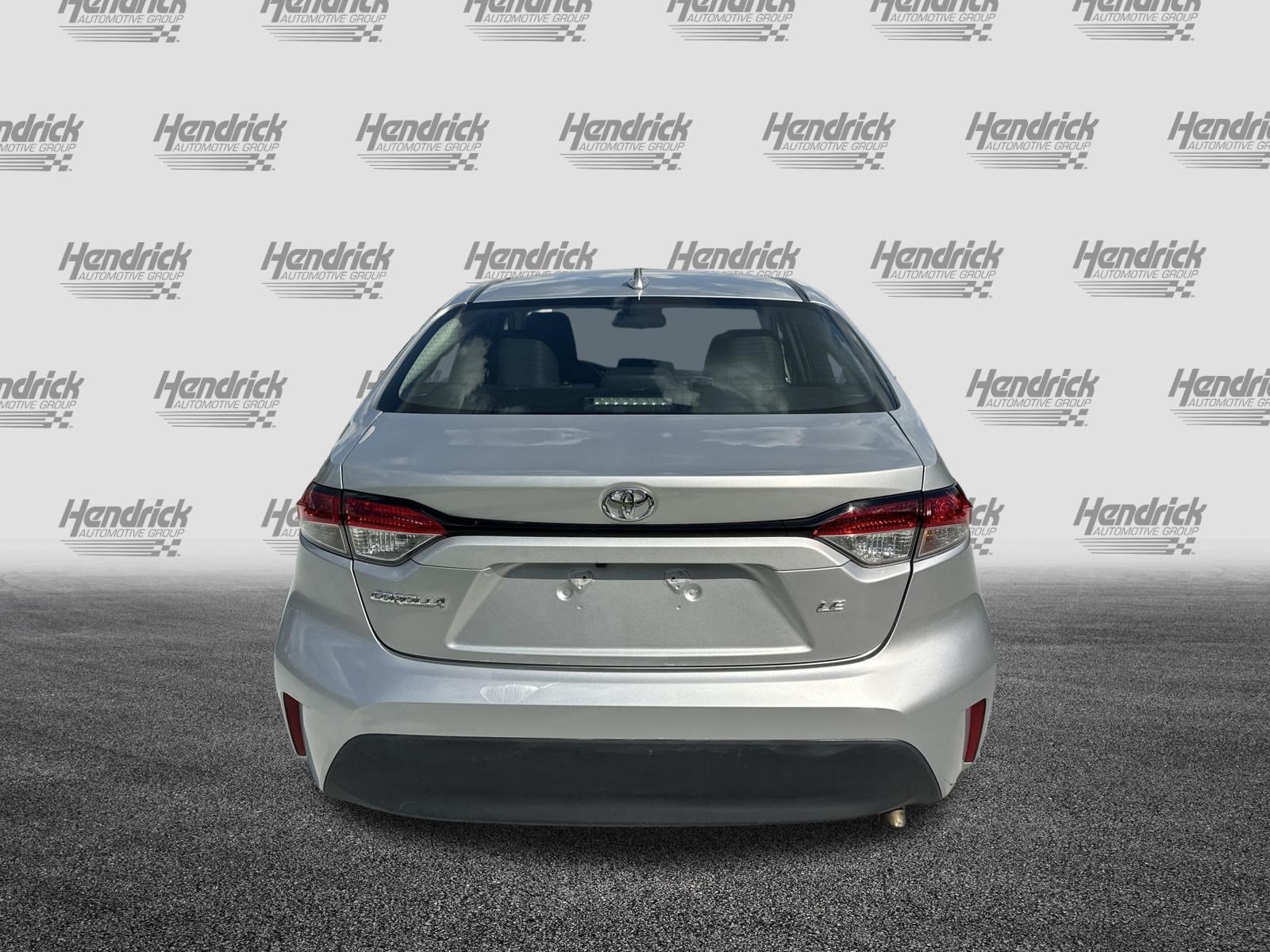 Used 2025 Toyota Corolla LE FWD image 9