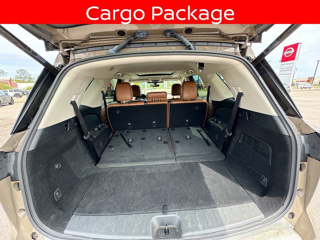 Used 2023 Nissan Pathfinder Platinum w/ Cargo Package FWD image 10