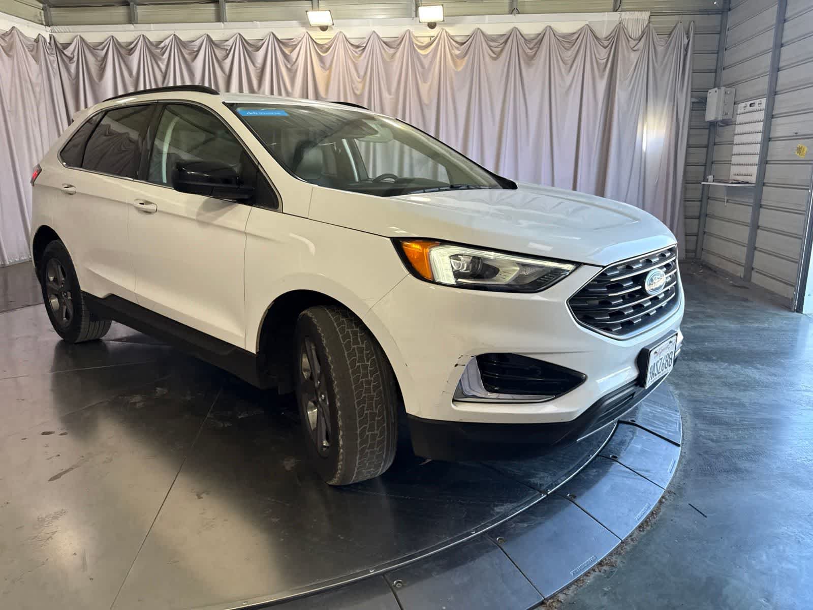 Used 2022 Ford Edge SEL w/ Sport Appearance Package AWD/4WD image 3