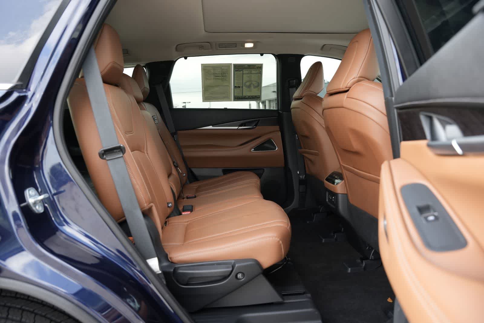 Certified 2023 INFINITI QX60 Sensory w/ Cargo Package AWD/4WD image 21