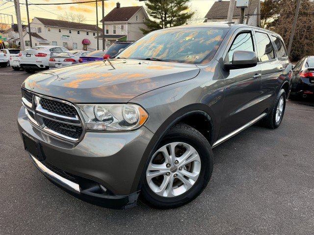 Used 2012 Dodge Durango SXT w/ Trailer Tow Group IV image 1