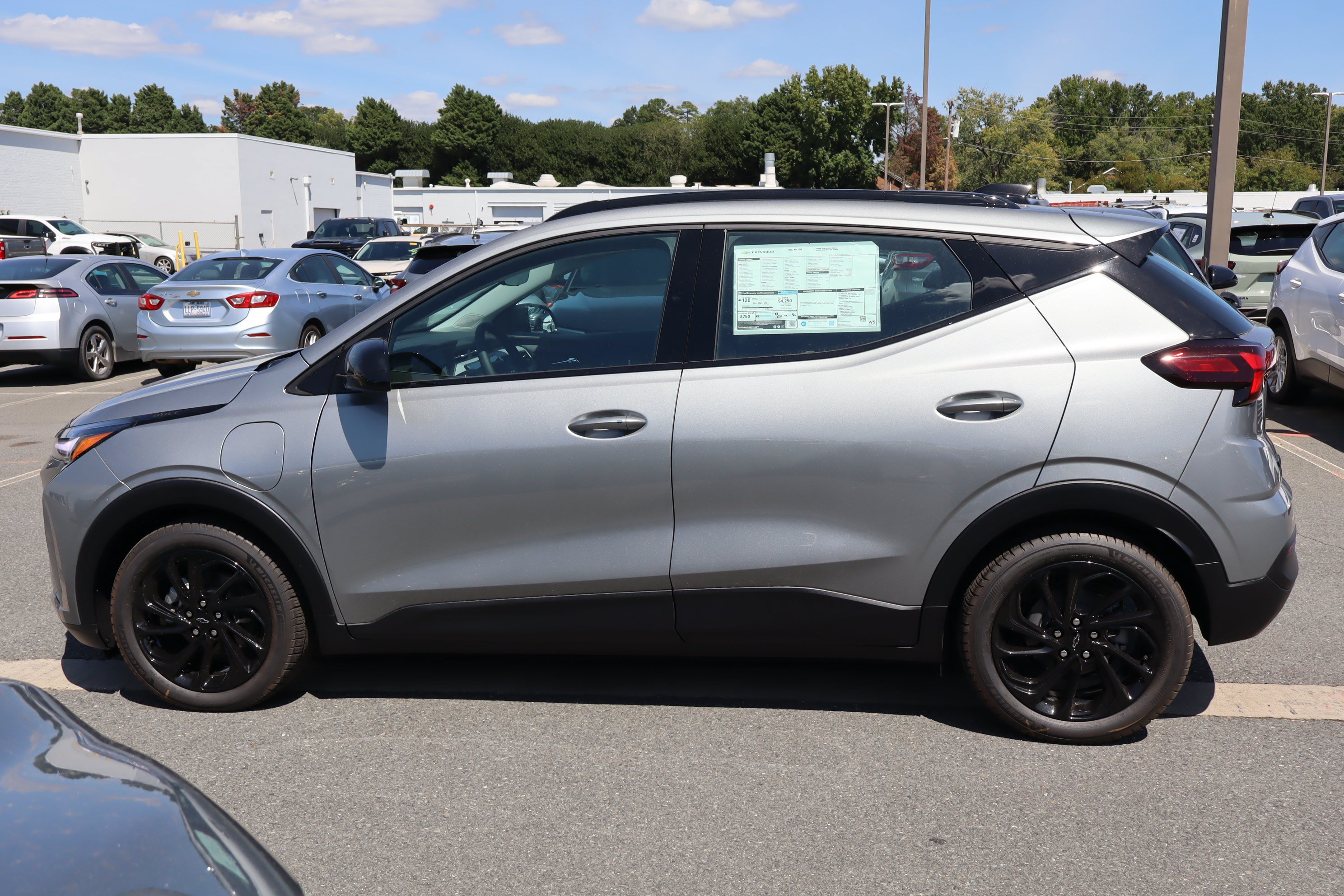 New 2027 Chevrolet Bolt RS w/ Technology Package FWD image 6