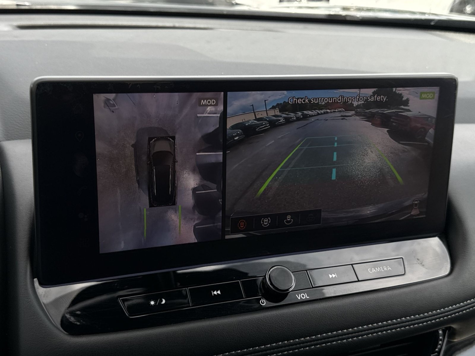 Used 2026 Nissan Rogue SL FWD image 19