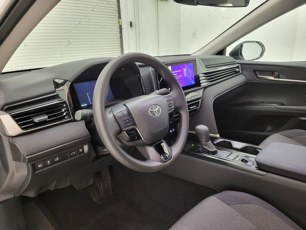Used 2025 Toyota Camry LE image 26