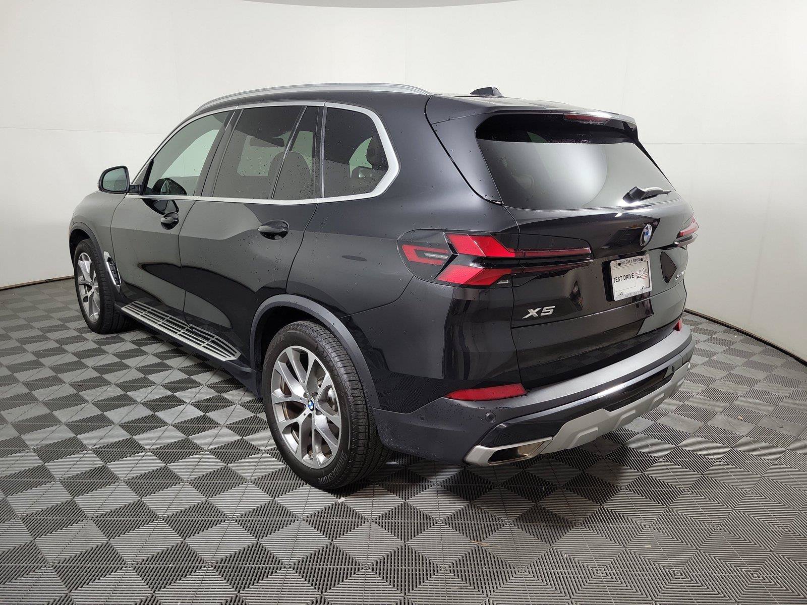 Used 2026 BMW X5 xDrive40i AWD/4WD image 4