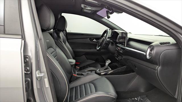 Used 2022 Kia Forte GT-Line w/ GT-Line Premium Package FWD image 21