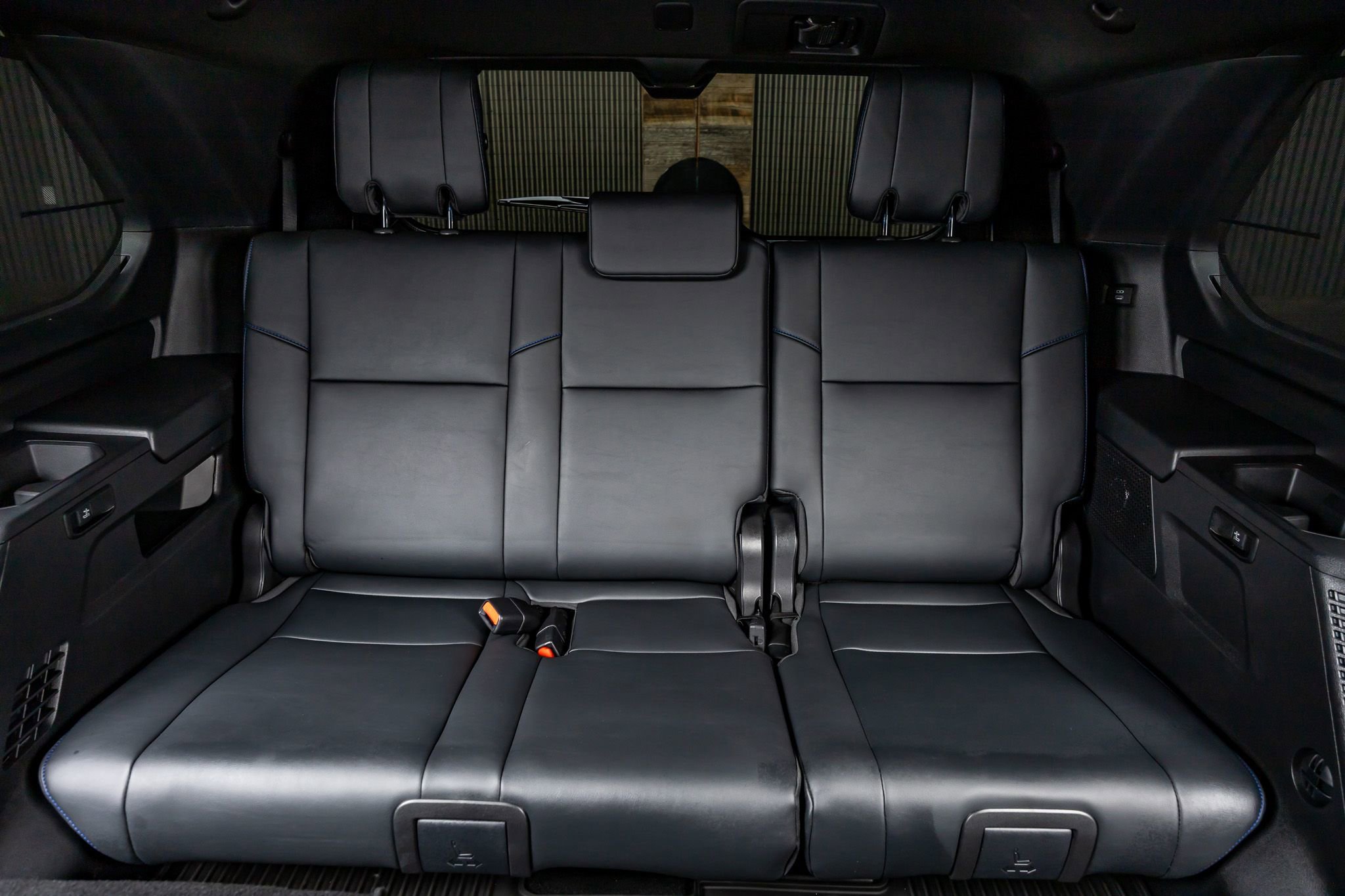 Used 2025 Toyota Sequoia Platinum image 35