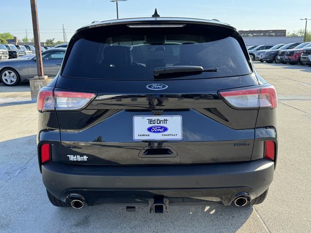 Certified 2022 Ford Escape SEL w/ SEL Stealth AWD Package image 9