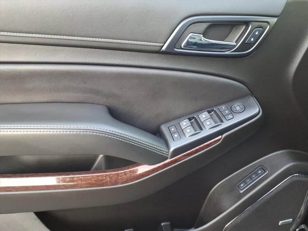 Used 2020 GMC Yukon SLT w/ Open Road Package image 16