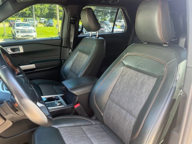 Used 2023 Ford Explorer Timberline w/ Timberline Technology Package AWD/4WD image 12