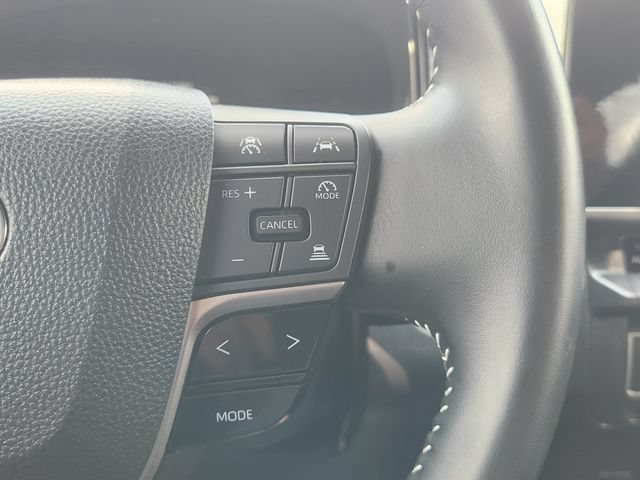 Used 2025 Toyota Camry SE w/ Convenience Package FWD image 29