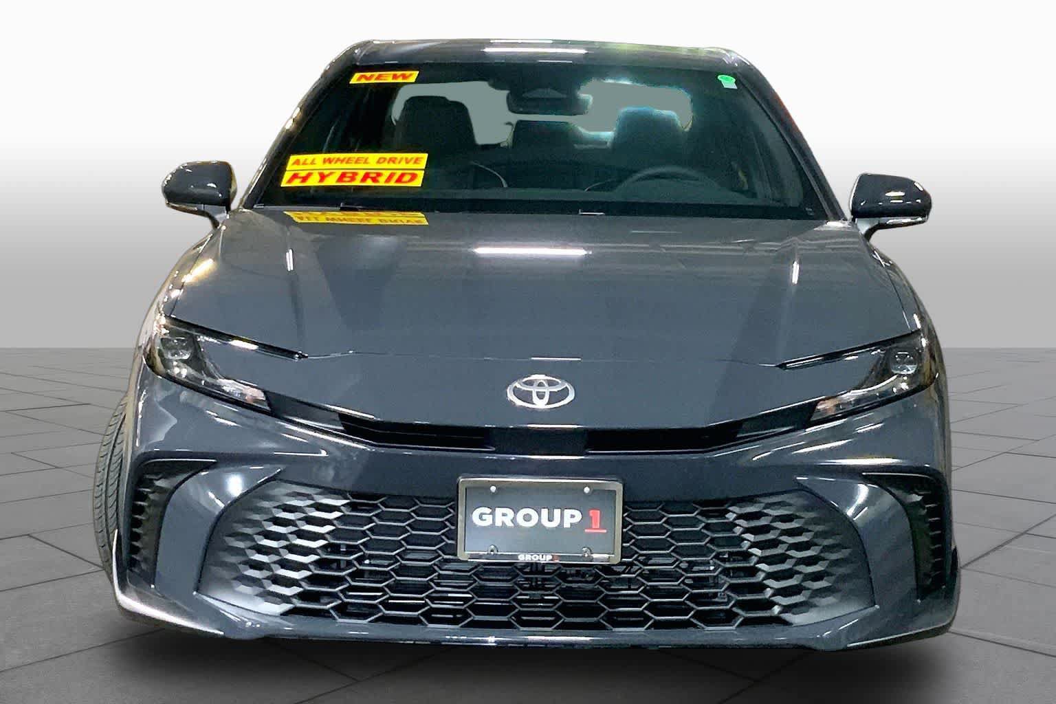 New 2026 Toyota Camry SE w/ Convenience Package FWD image 3