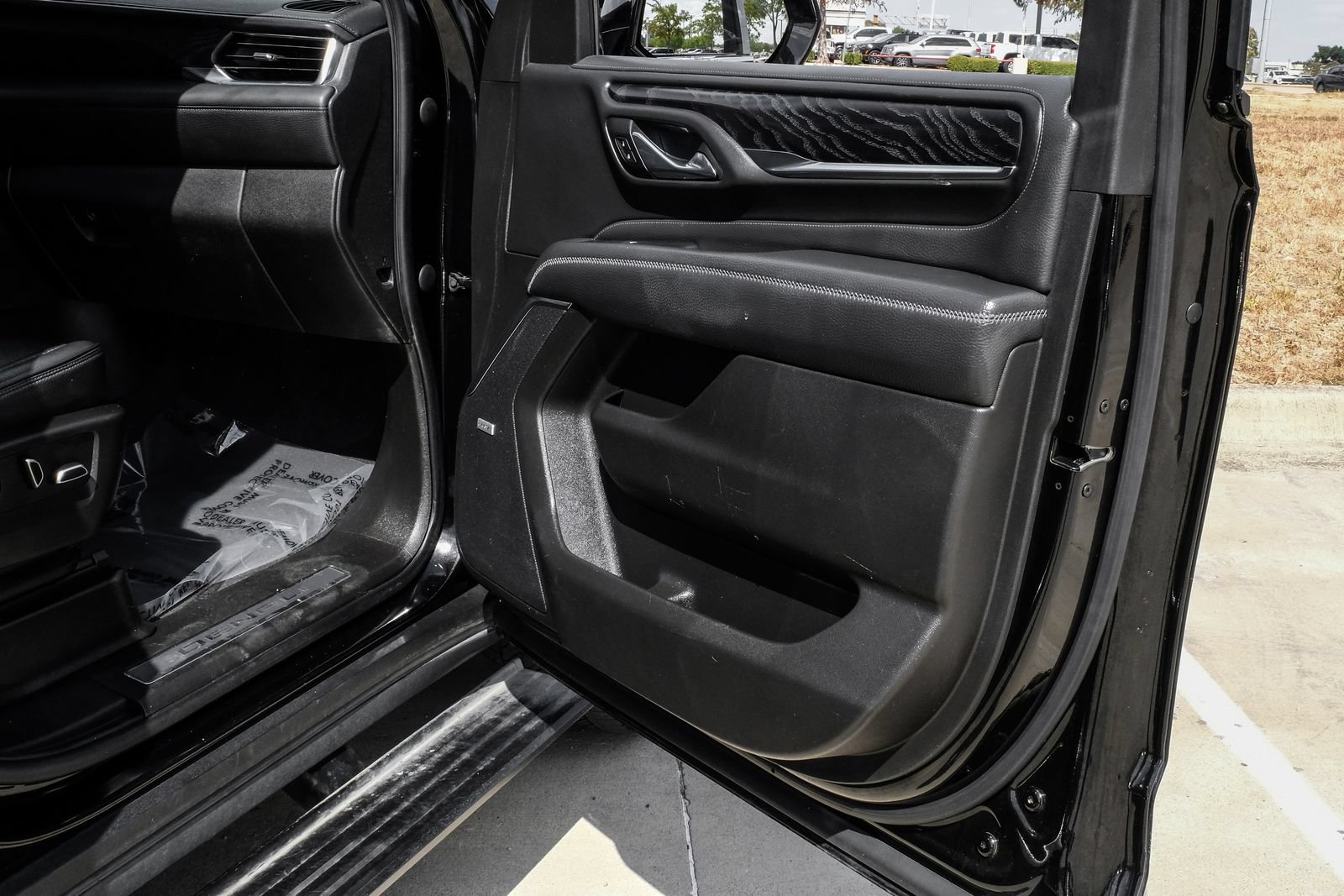 Used 2021 GMC Yukon XL Denali w/ Denali Premium Package RWD image 62