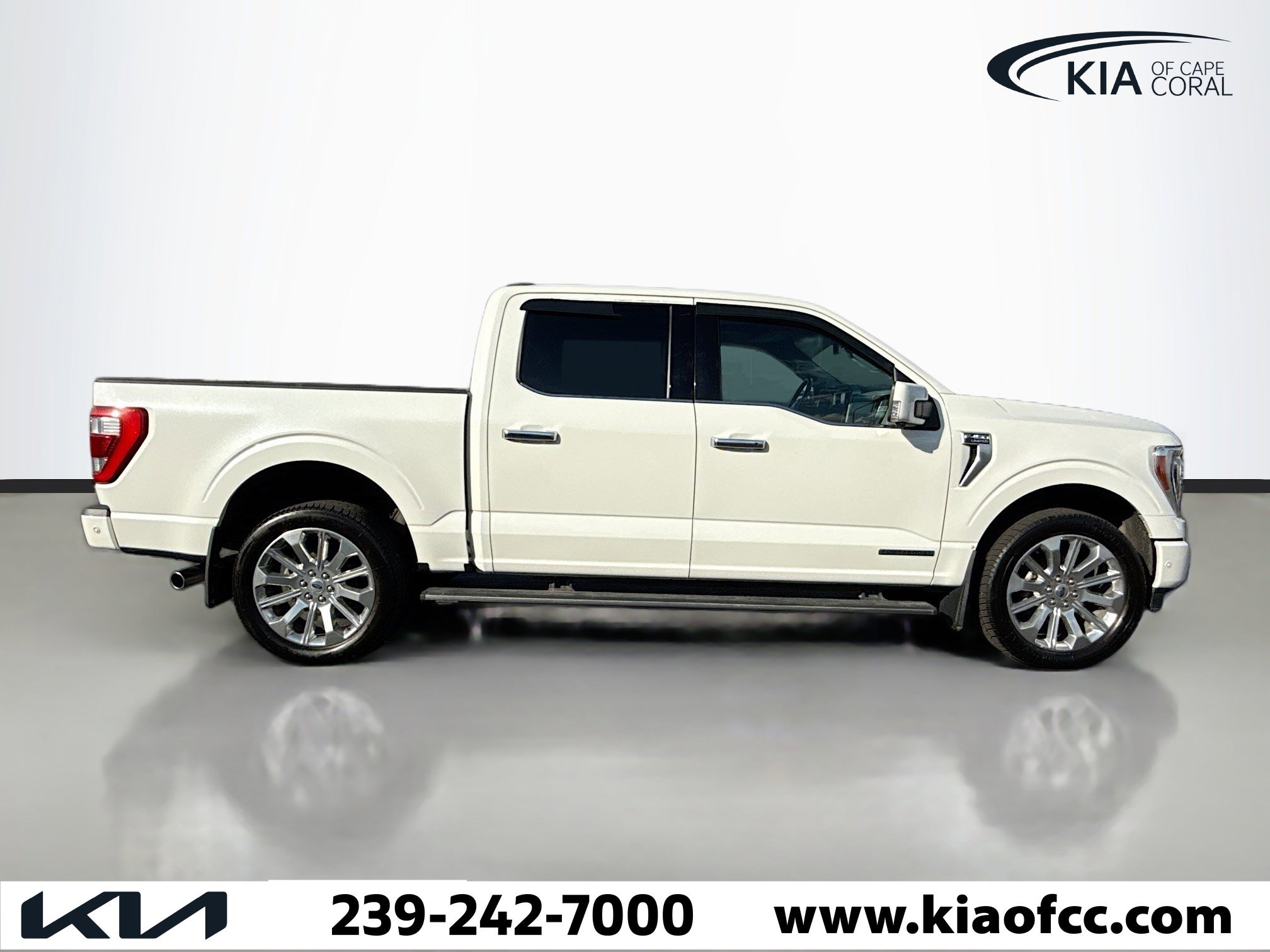 Used 2022 Ford F150 Limited image 6