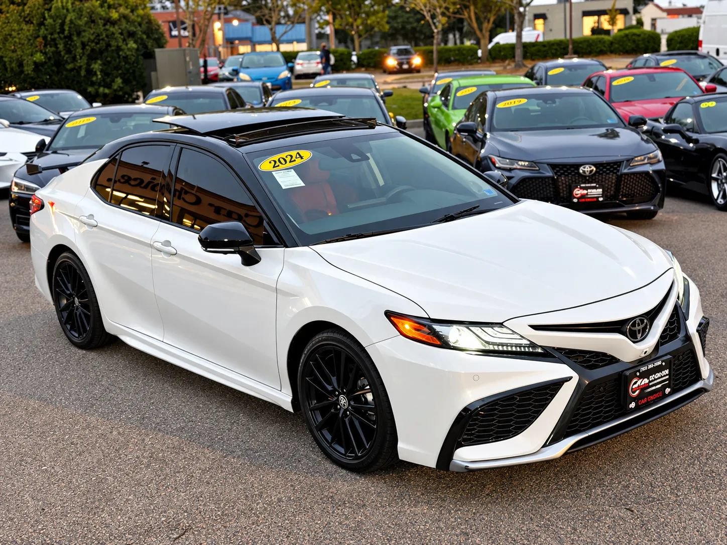 Used 2024 Toyota Camry XSE w/ Navigation Package FWD image 7
