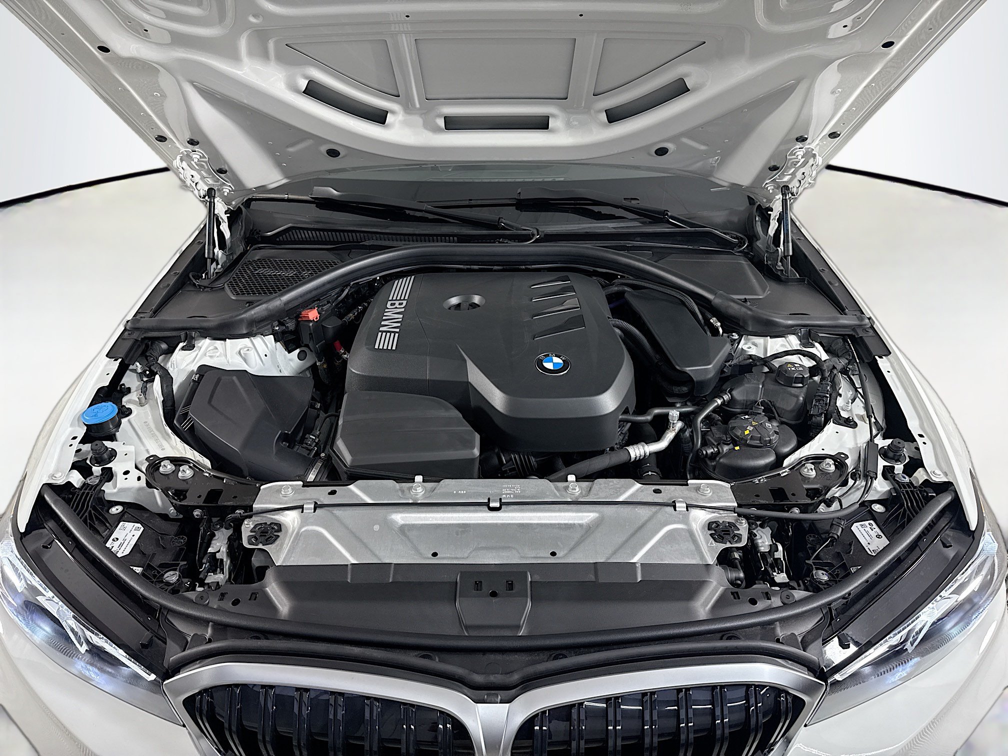 Used 2026 BMW 330i Sedan RWD image 39