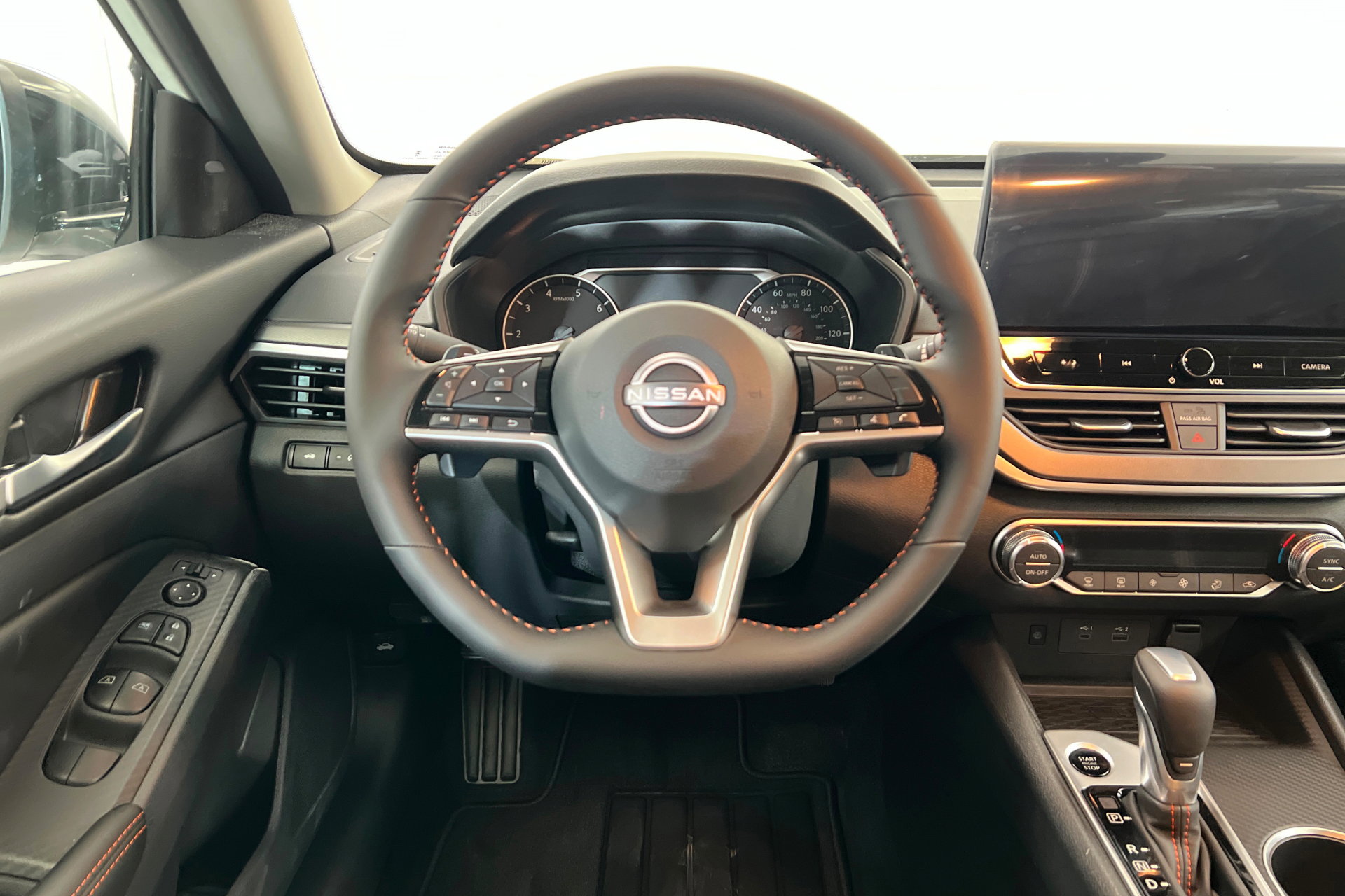 New 2026 Nissan Altima 2.5 SR image 12