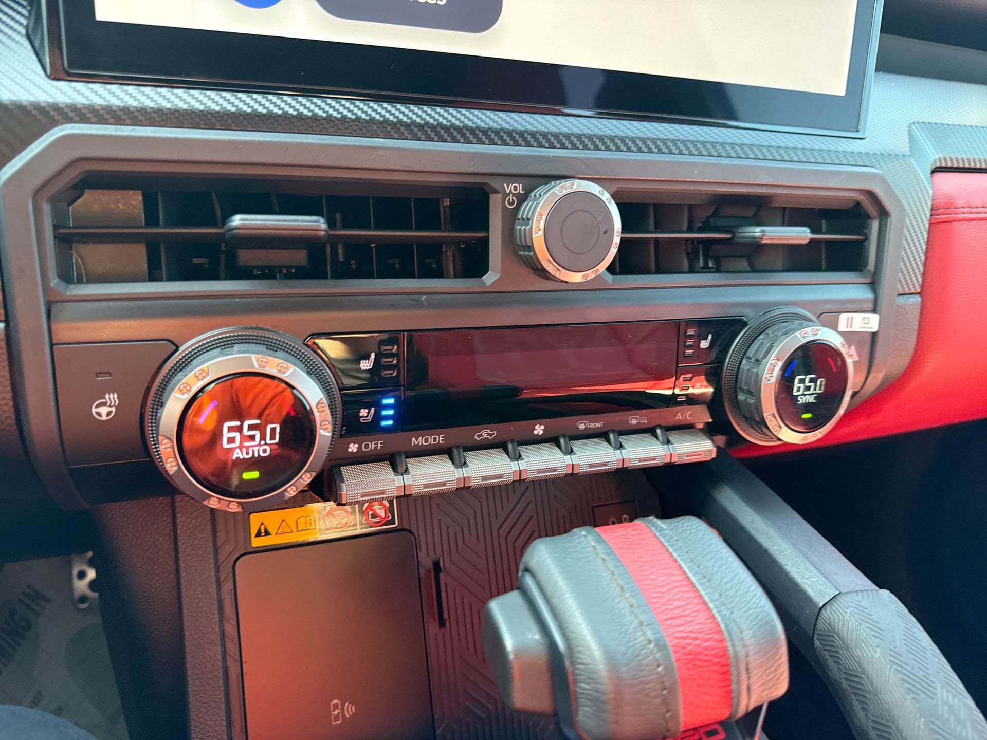 Certified 2025 Toyota Tacoma TRD Pro AWD/4WD image 17