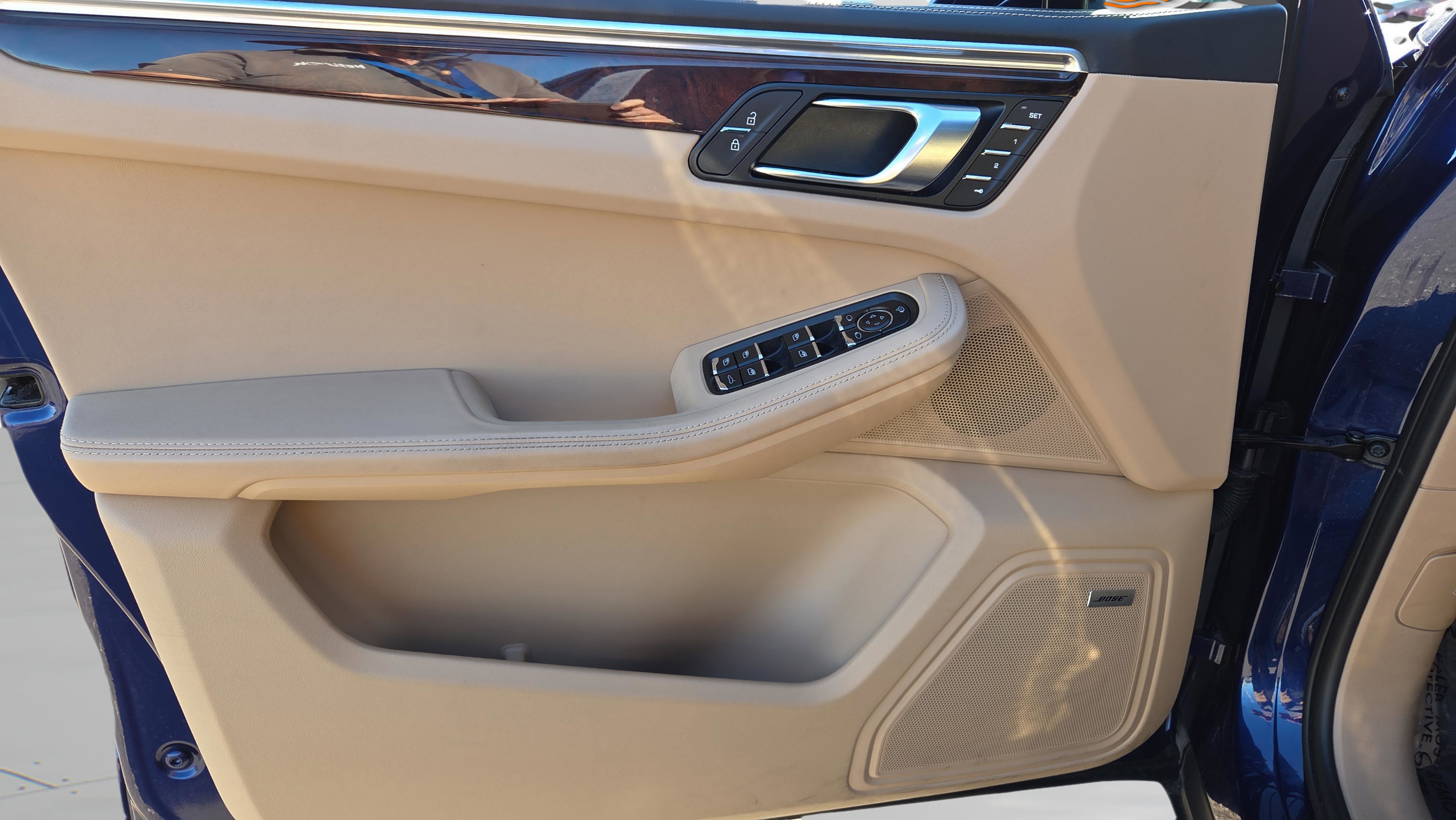 Used 2022 Porsche Macan image 33