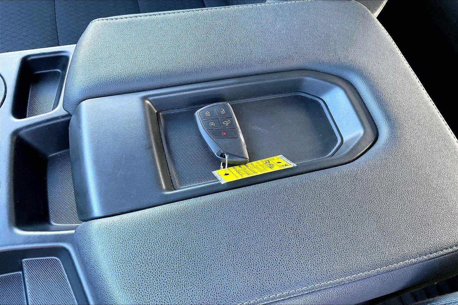 Used 2026 Chevrolet Silverado 1500 RST AWD/4WD image 12