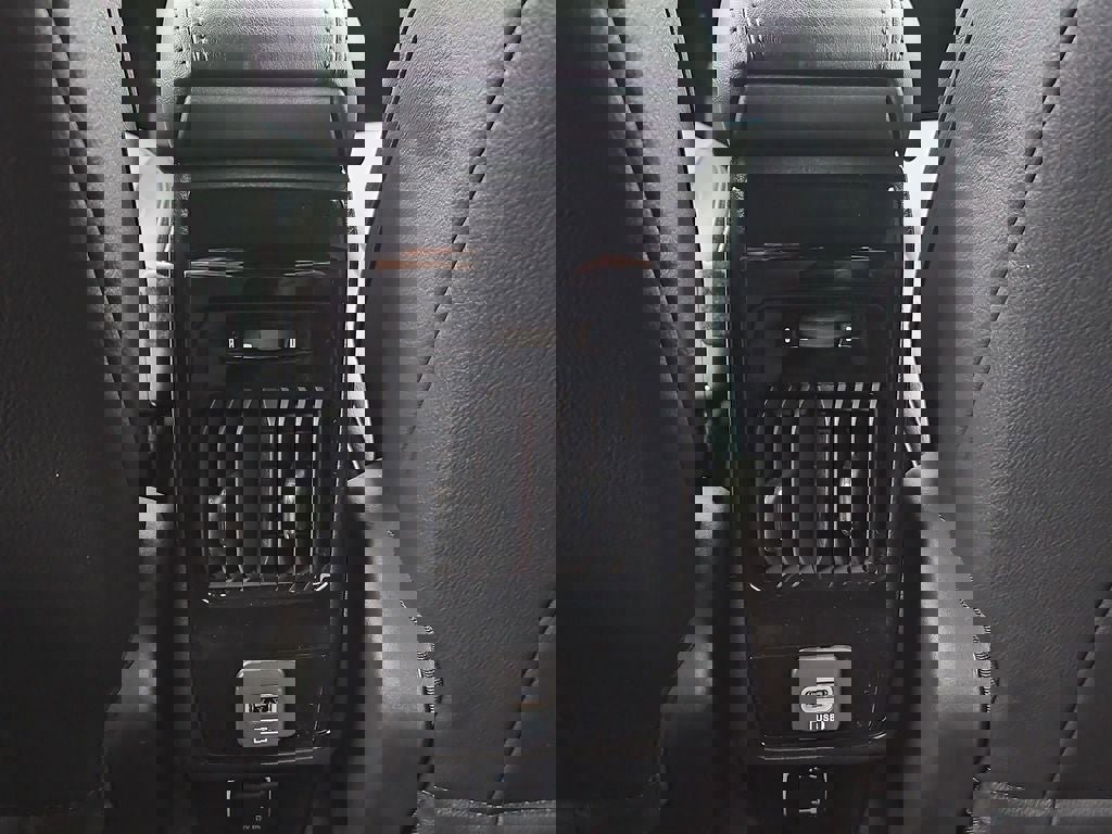 New 2026 Jeep Compass Latitude image 19