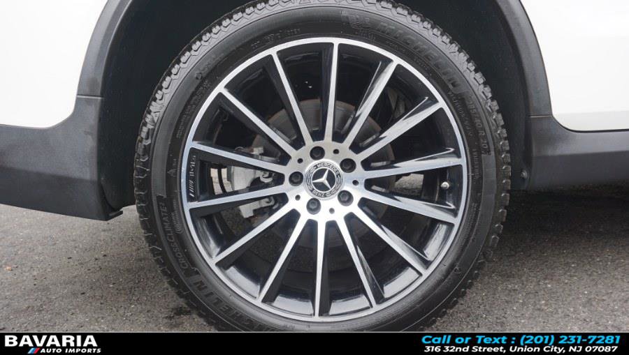 Used 2019 Mercedes-Benz GLC 300 4MATIC Coupe image 29