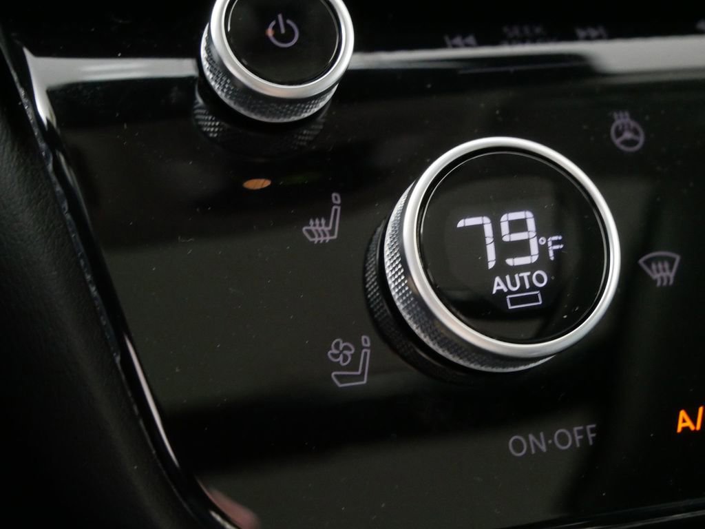 Used 2024 INFINITI QX60 Sensory image 30