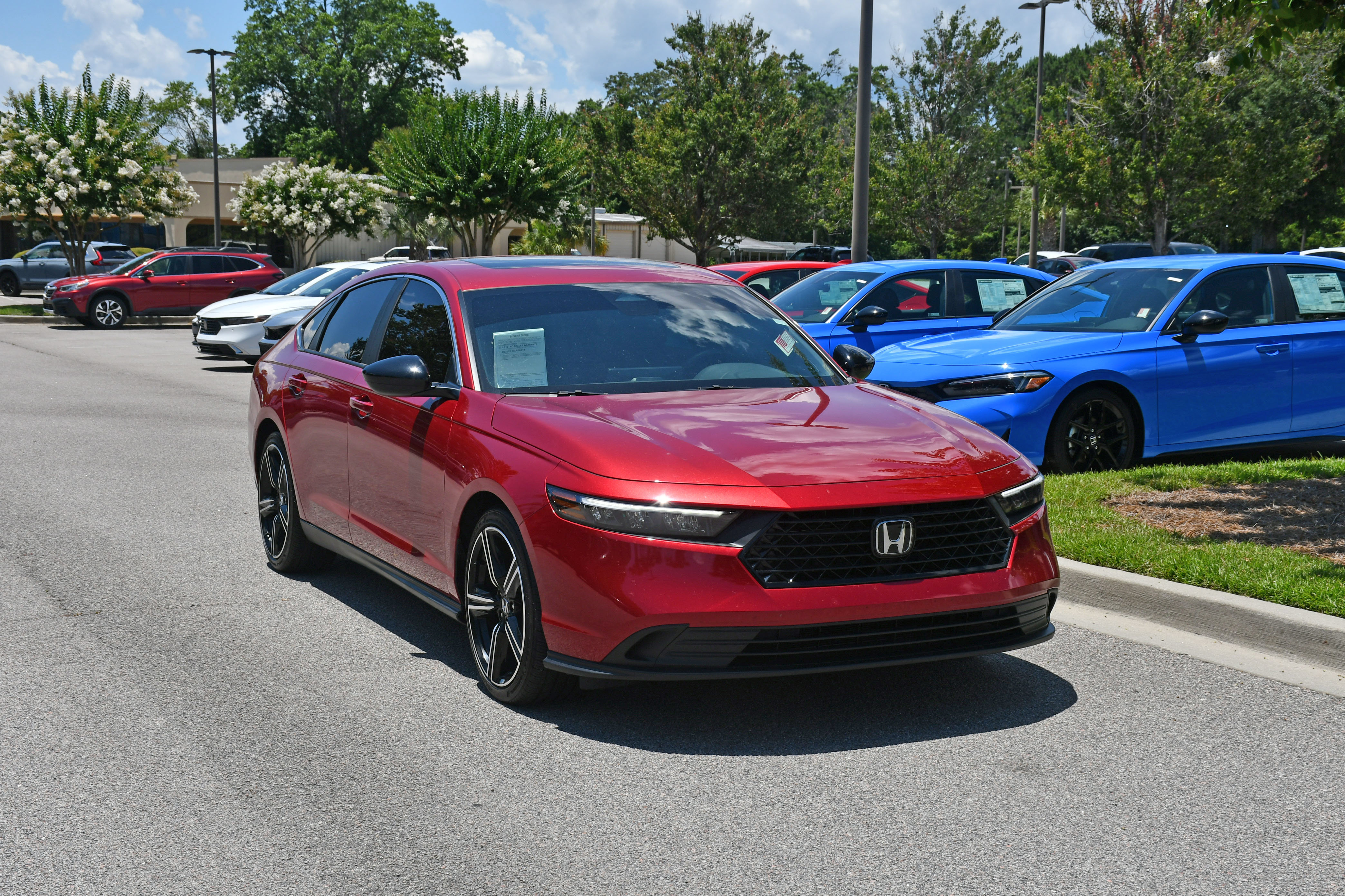 Used 2025 Honda Accord Sport image 6