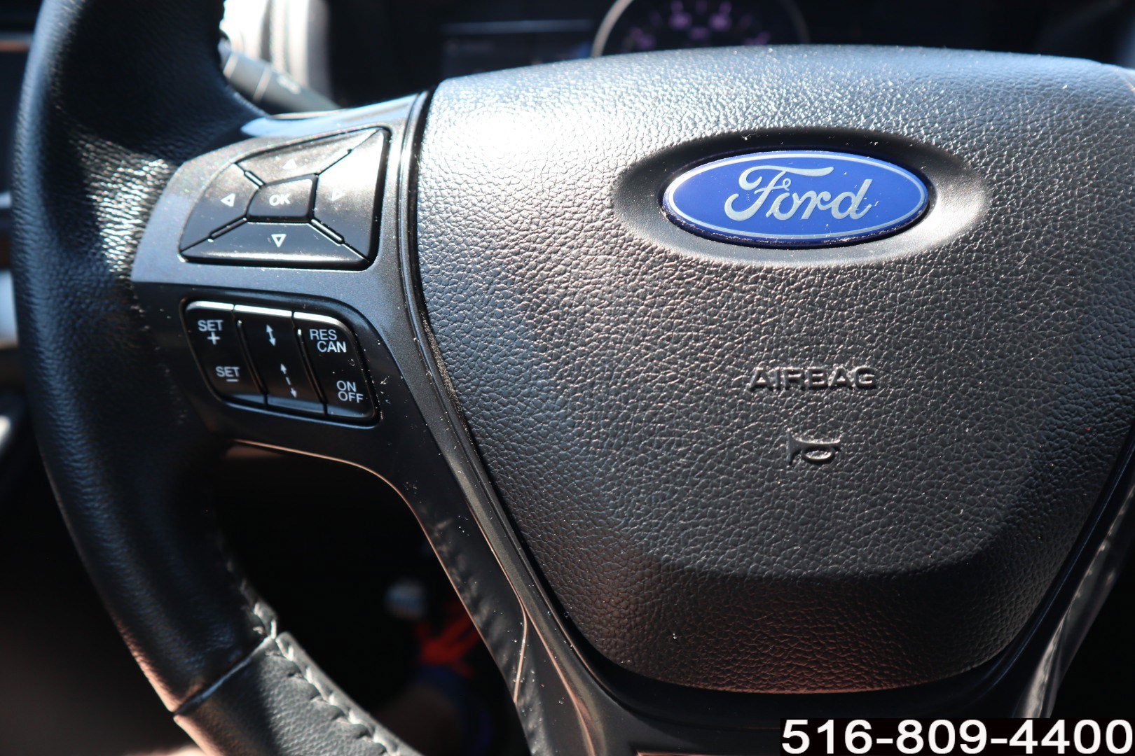 Used 2018 Ford Explorer XLT w/ Equipment Group 202A AWD/4WD image 18