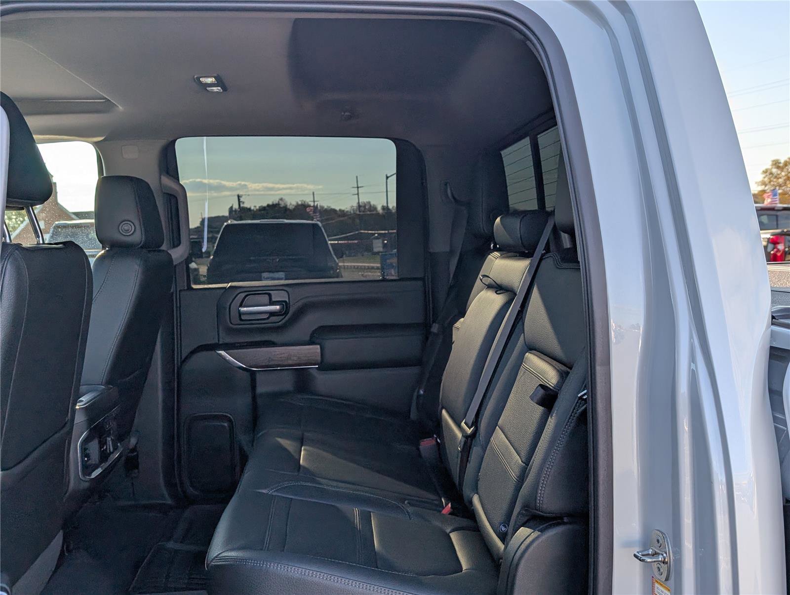 Used 2023 GMC Sierra 3500 Denali w/ Denali Ultimate Package image 14
