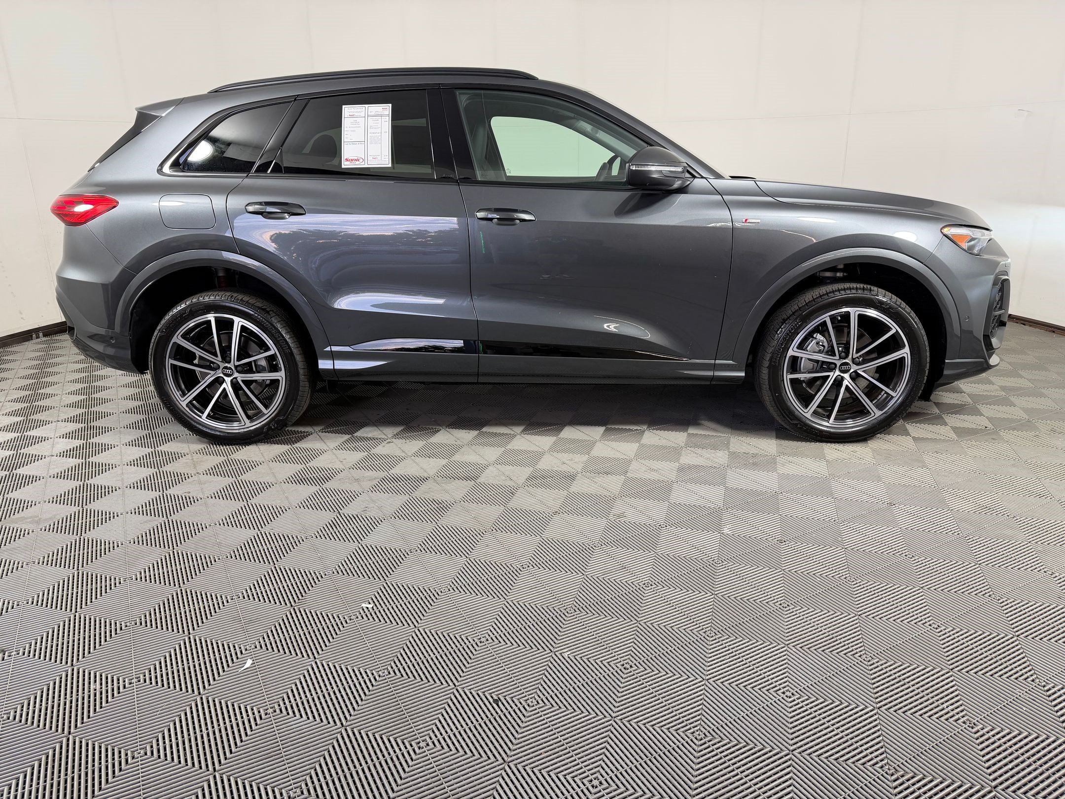 New 2026 Audi Q5 Premium AWD/4WD image 8
