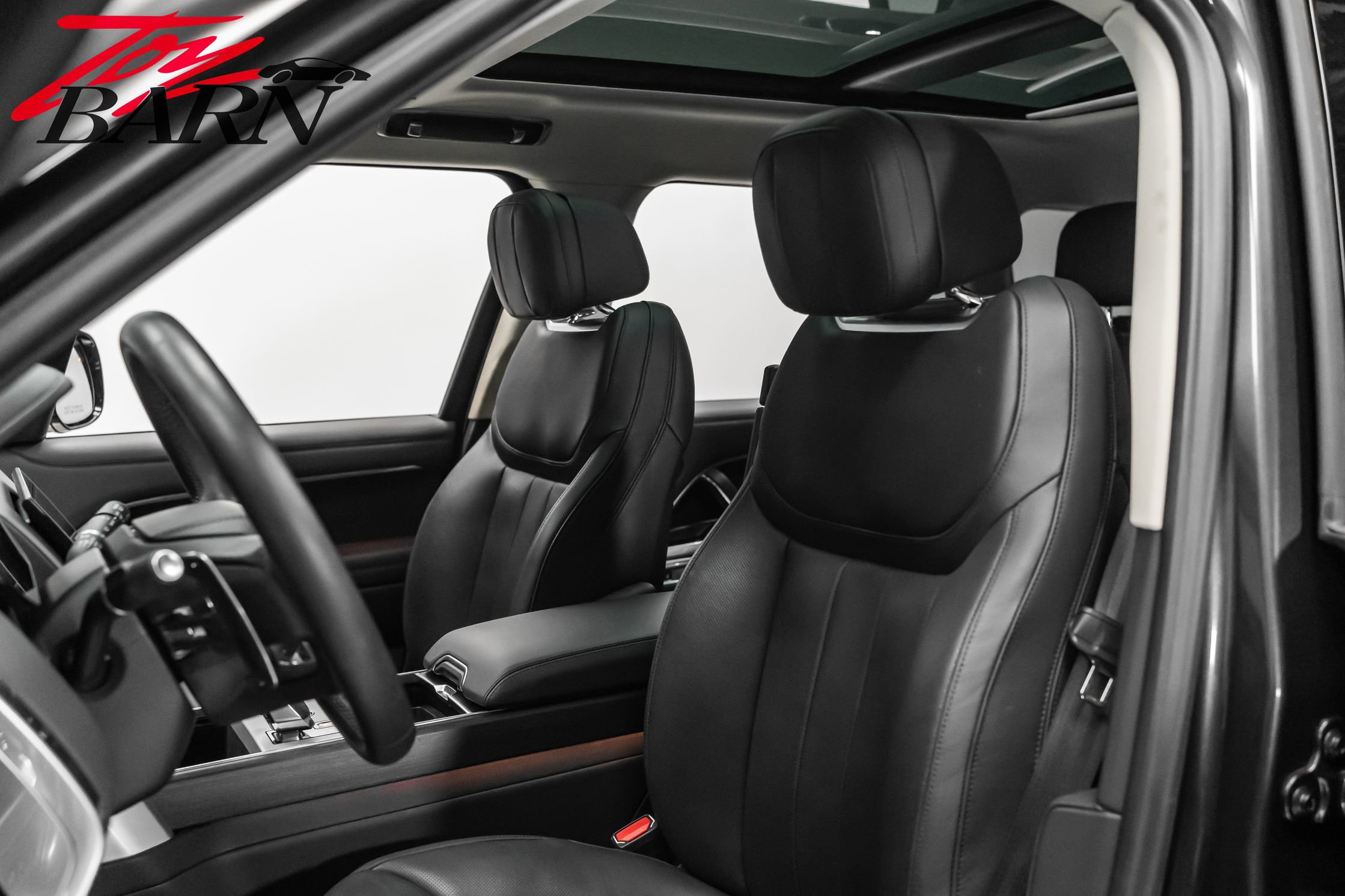 Used 2024 Land Rover Range Rover SE image 22