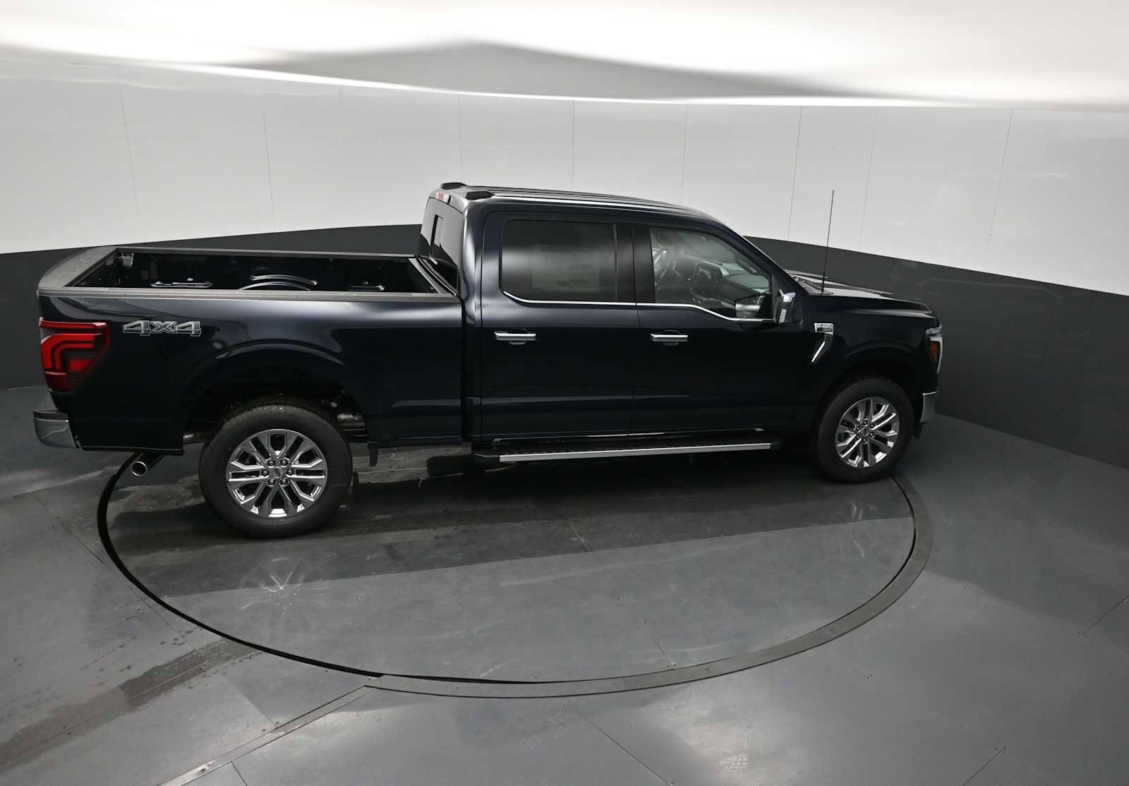New 2026 Ford F150 Lariat w/ Equipment Group 502A High image 25