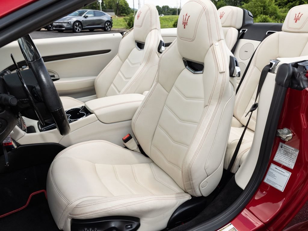 Used 2017 Maserati GranTurismo Convertible RWD image 25