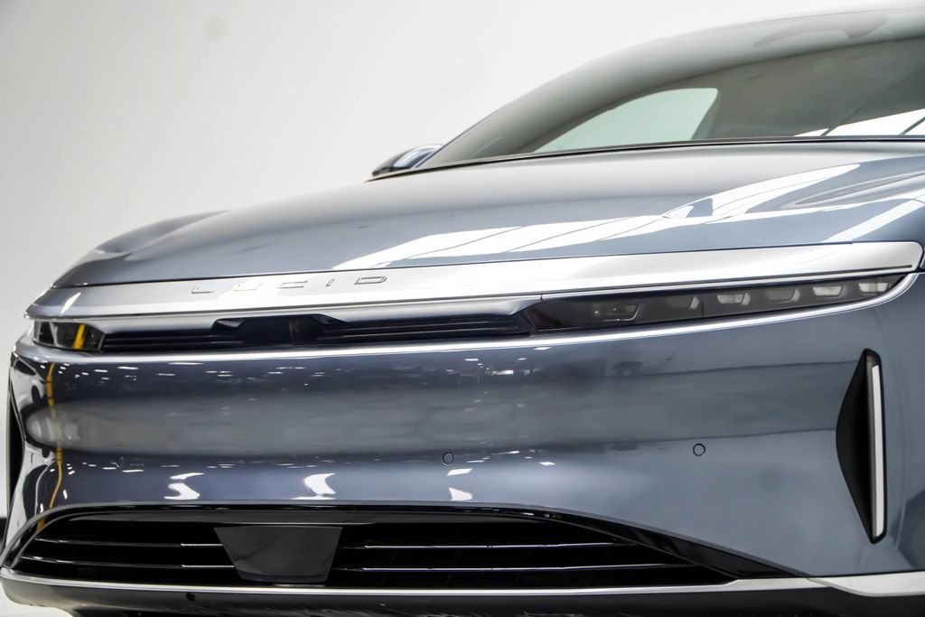 Used 2024 Lucid Air Touring AWD/4WD image 2