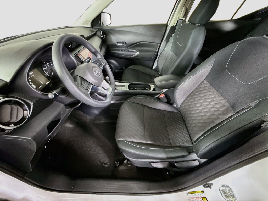Used 2024 Nissan Kicks SV FWD image 23